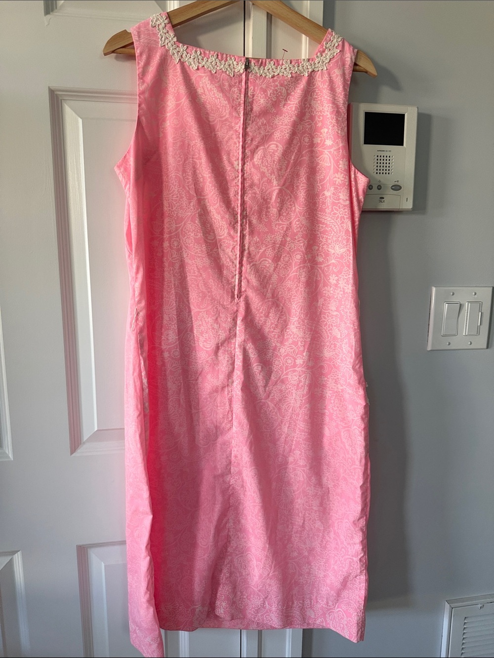 Lilly Pulitzer Pink Embroidered Sleeveless Shift Dress - Picture 4 of 9